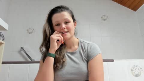 SomeonesDay online show from 3, 2, 2025