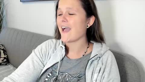 SomeonesDay online show from 4, 12, 2025