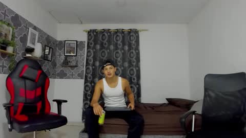 Snapshot of son_hades chatting on 20, 10, 2025 son_hades online show from 20, 10, 2025