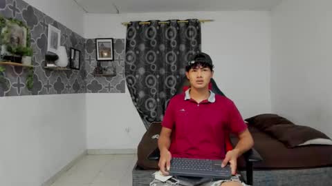 Snapshot of son_hades chatting on 3, 11, 2025 son_hades online show from 3, 11, 2025