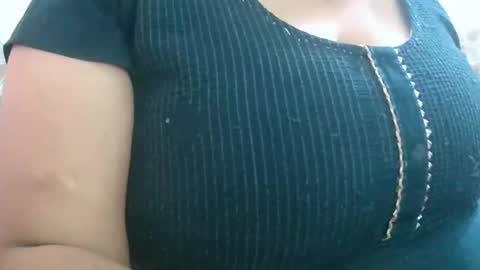 Snapshot of soni88888 chatting on 30, 12, 2024 soni88888 online show from 30, 12, 2024