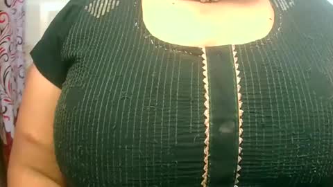 Snapshot of soni88888 chatting on 28, 1, 2025 soni88888 online show from 28, 1, 2025