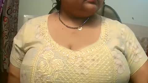 Snapshot of soni88888 chatting on 5, 3, 2025 soni88888 online show from 5, 3, 2025