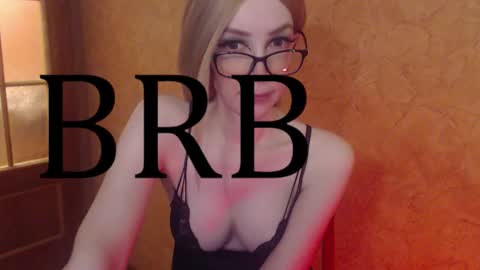 sonia209944 online show from 9, 11, 2025