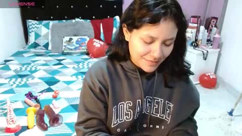 sonialatin69 online show from 22, 2, 2025