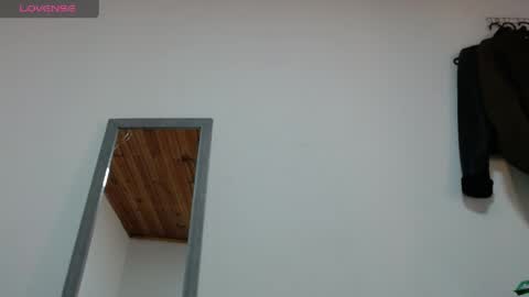 Snapshot of sonialatin69 chatting on 17, 4, 2026 sonialatin69 online show from 17, 4, 2026
