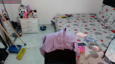 Snapshot of sonialatin69 chatting on 13, 5, 2026 sonialatin69 online show from 13, 5, 2026