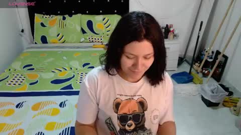 Snapshot of sonialatin69 chatting on 25, 5, 2026 sonialatin69 online show from 25, 5, 2026