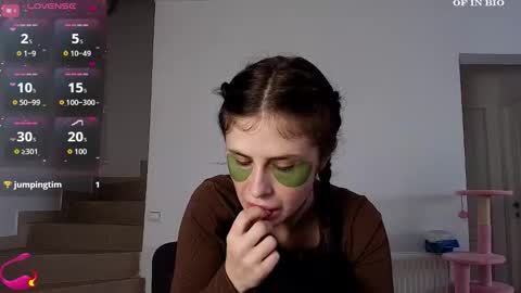 Snapshot of soniavibes chatting on 2, 3, 2026 Sonia online show from 2, 3, 2026