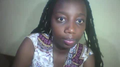 Snapshot of sonnie_is_pretty chatting on 28, 5, 2026 sonnie_is_pretty online show from 28, 5, 2026
