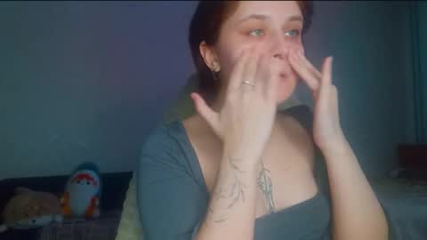 Snapshot of sonya_mikki chatting on 16, 12, 2025 Sonya online show from 16, 12, 2025