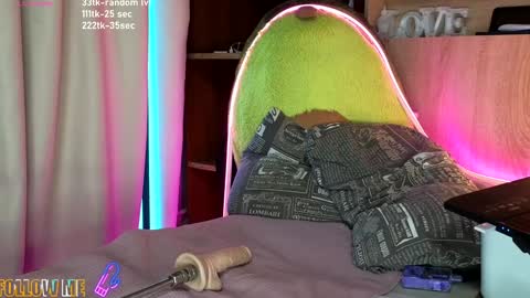 Snapshot of sop_hie chatting on 17, 12, 2024 sop_hie online show from 17, 12, 2024