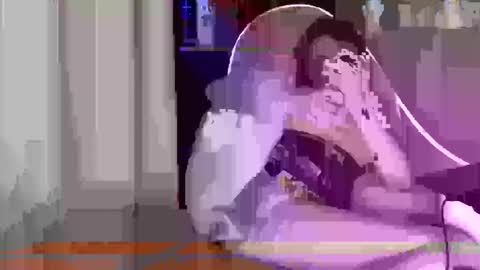 Snapshot of sop_hie chatting on 8, 3, 2025 sop_hie online show from 8, 3, 2025
