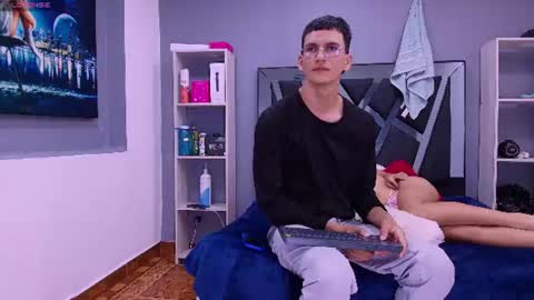Snapshot of sophi_and_jack chatting on 16, 6, 2026 SOPHI - JACK online show from 16, 6, 2026