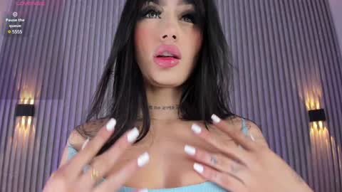 Sophi online show from 20, 1, 2025