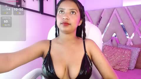Snapshot of sophi_gray chatting on 15, 12, 2024 Shophi online show from 15, 12, 2024