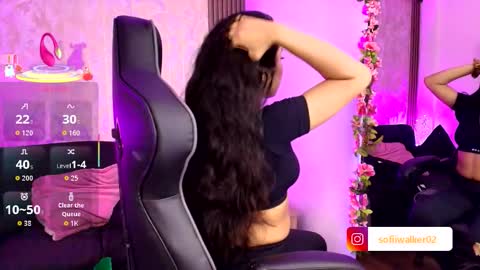 Snapshot of sophi_gray chatting on 17, 10, 2025 Shophi online show from 17, 10, 2025