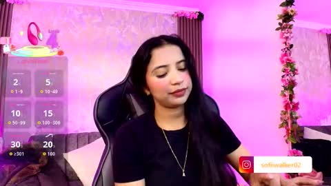 Snapshot of sophi_gray chatting on 18, 10, 2025 Shophi online show from 18, 10, 2025