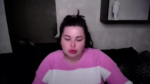 sophia__olsen online show from 9, 10, 2025