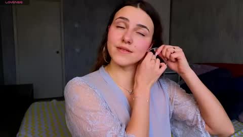 Snapshot of sophia_euphoria chatting on 4, 5, 2026 Sophia online show from 4, 5, 2026