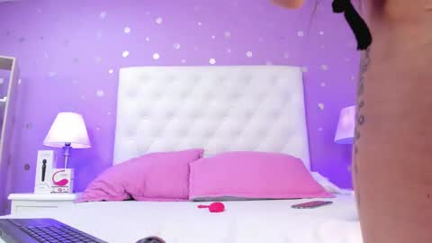 Sophia  online show from 22, 11, 2025