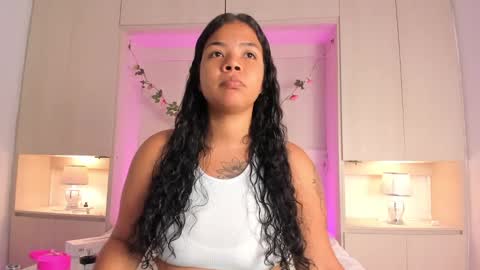 Snapshot of sophia_stonne chatting on 28, 1, 2025 S O P H I A online show from 28, 1, 2025