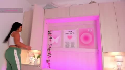 Snapshot of sophia_stonne chatting on 7, 2, 2025 S O P H I A online show from 7, 2, 2025