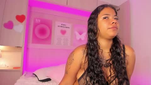 Snapshot of sophia_stonne chatting on 27, 2, 2025 S O P H I A online show from 27, 2, 2025