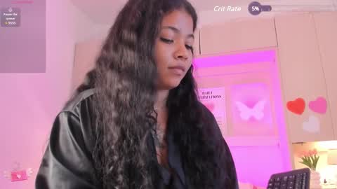 Snapshot of sophia_stonne chatting on 1, 3, 2025 S O P H I A online show from 1, 3, 2025