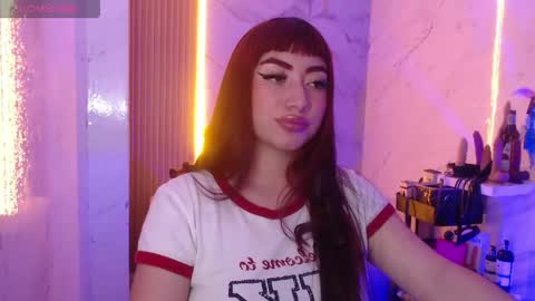 Snapshot of sophia_tf chatting on 1, 6, 2026 Sophia online show from 1, 6, 2026