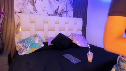 Snapshot of sophiaa10 chatting on 28, 5, 2026 sophiaa10 online show from 28, 5, 2026