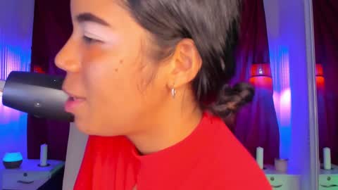 Sophie Hill  online show from 12, 11, 2025