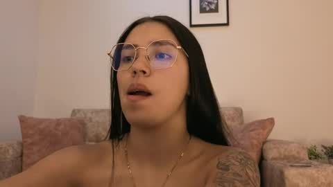 sophiacolemann online show from 9, 4, 2026