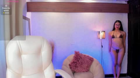 --Sophi-- online show from 31, 3, 2026