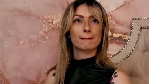 Snapshot of sophialace chatting on 3, 5, 2026 Sophia Lace online show from 3, 5, 2026