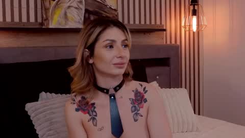 Snapshot of sophialace chatting on 23, 5, 2026 Sophia Lace online show from 23, 5, 2026