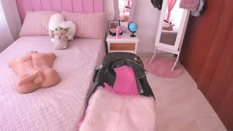    online show from 19, 2, 2025