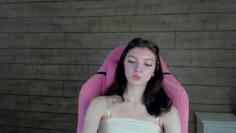 Snapshot of sophiaprove chatting on 7, 11, 2025 SophiaProve online show from 7, 11, 2025