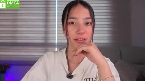 Sophie  online show from 11, 11, 2025