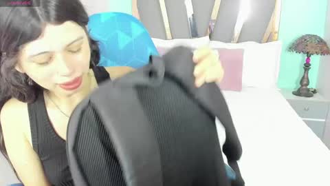 Snapshot of sophie_copers chatting on 2, 5, 2026 S O P H I E online show from 2, 5, 2026