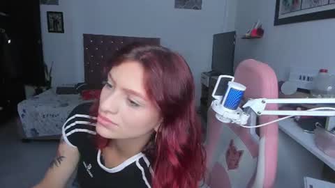 Snapshot of sophie_dolly_ chatting on 14, 6, 2026 sophie doll online show from 14, 6, 2026