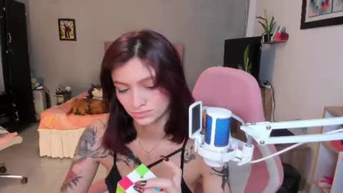 Snapshot of sophie_dolly_ chatting on 31, 7, 2026 sophie doll online show from 31, 7, 2026