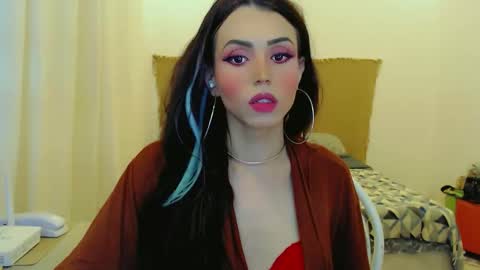 Sophie Fantasys online show from 13, 12, 2025