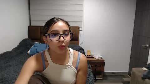 sophie_fox2 online show from 21, 5, 2026