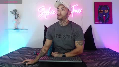 Snapshot of sophie_foxx chatting on 2, 2, 2026 SOPHIE - FOXX online show from 2, 2, 2026