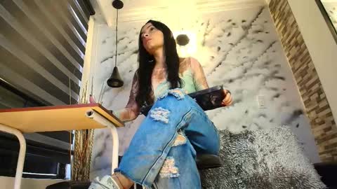 Sophie online show from 4, 11, 2025