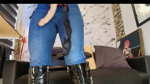 Sophie online show from 27, 2, 2026