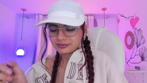   Sophie  IG sophiecherry es   online show from 31, 1, 2025