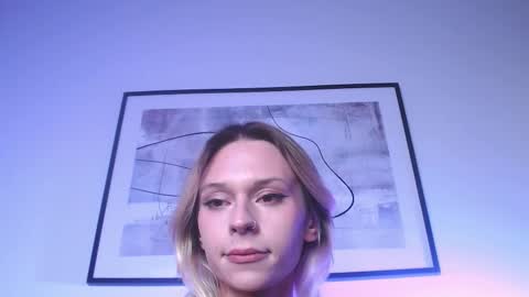 Snapshot of sophiediamond_x chatting on 15, 10, 2025 sophiediamond_x online show from 15, 10, 2025