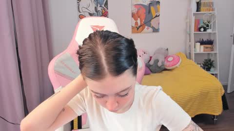 Snapshot of sophiee_lane chatting on 28, 12, 2024 Sophie online show from 28, 12, 2024